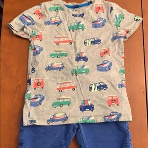 Mini Boden T-shirt and shorts set.